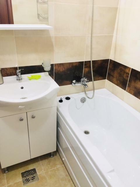 Năvodari Ariana Apartment מראה חיצוני תמונה